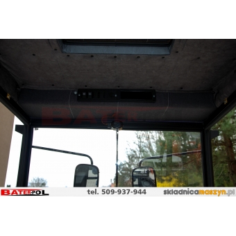 Kabina C-330 DE LUX szeroka komfortowa D-LUX (drzwi na koło) ŻÓŁTA 